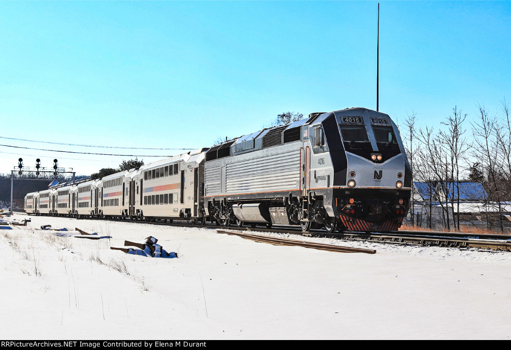 NJT 4016 on train 1207